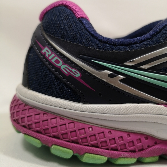 Women's Saucony Running Shoes, 8mm Offset Ride 9, Size 9.5US Pink-Purple & Navy - Picture 4 of 8